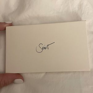 Seint makeup magnetic case